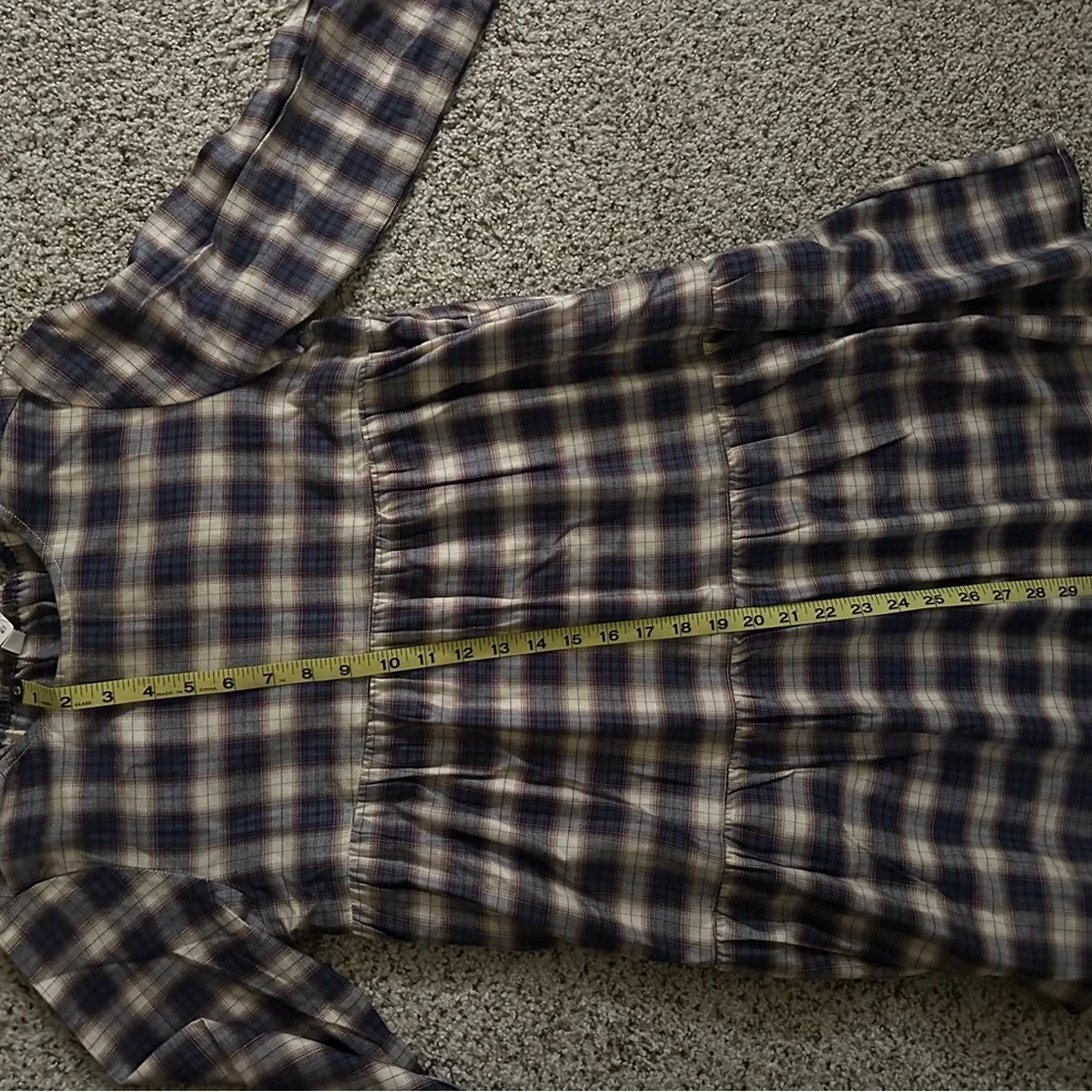 NWT Uniqlo kids GIRLS Checked Tiered Dress | Long Sleeve size 11/12